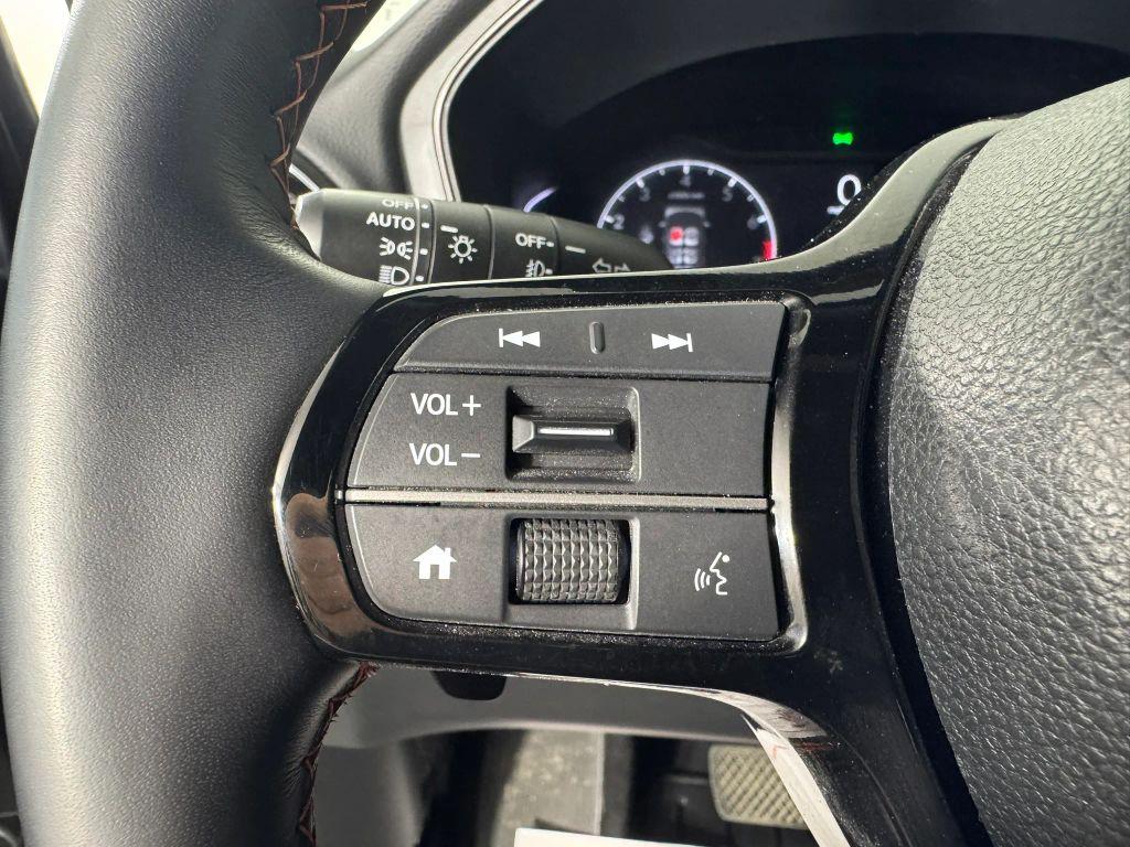 used 2025 Honda Pilot car, priced at $34,949