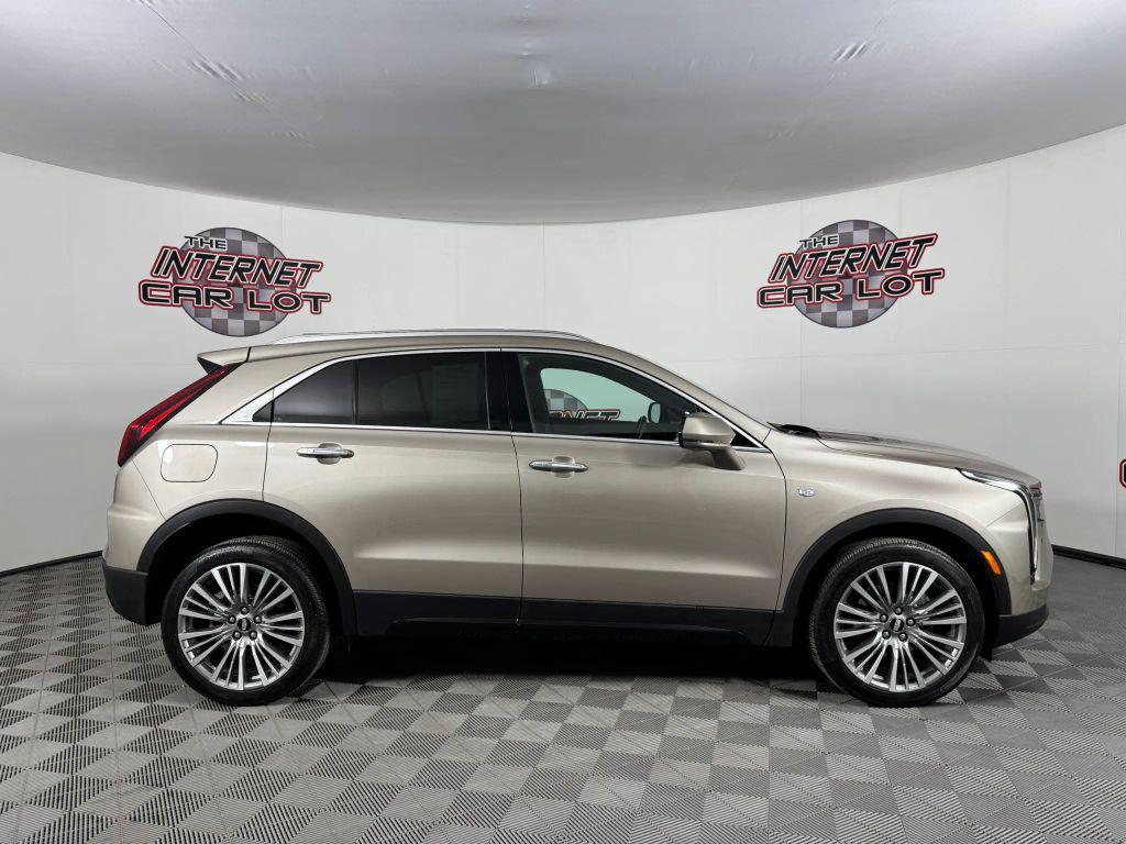 used 2024 Cadillac XT4 car, priced at $35,294