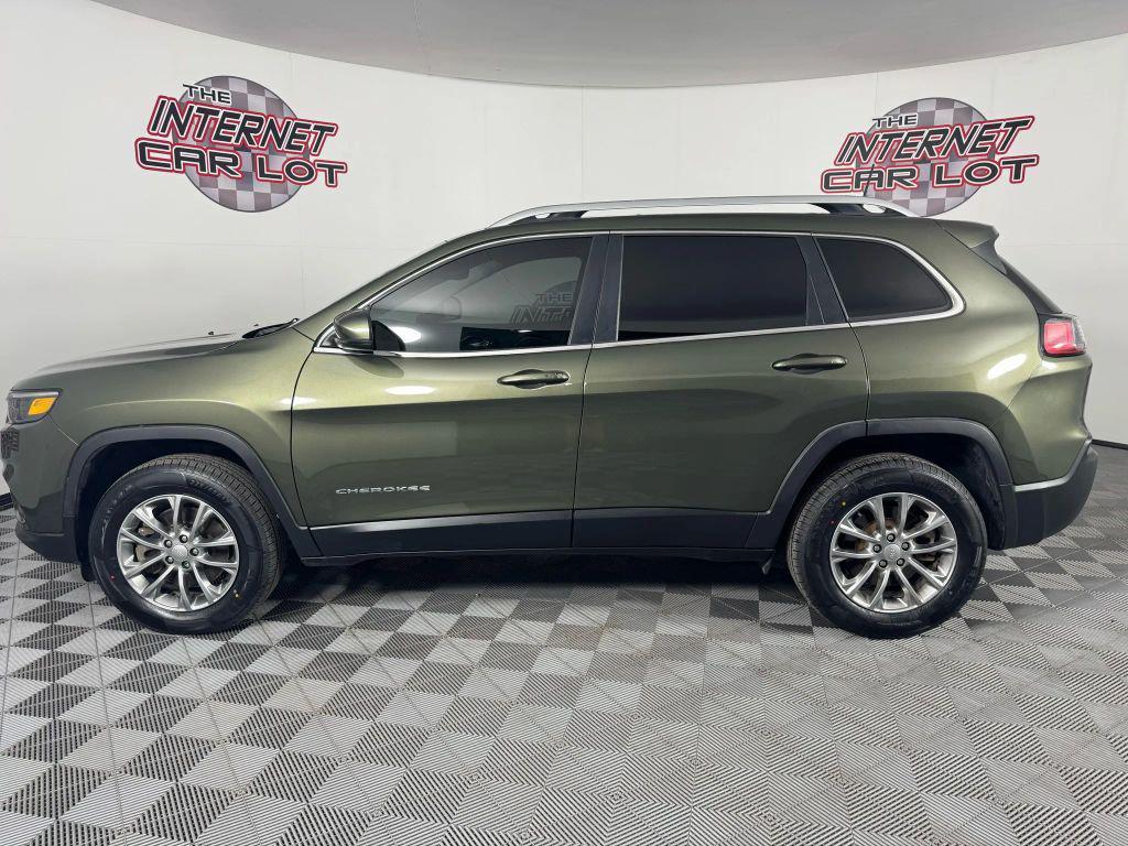 used 2021 Jeep Cherokee car, priced at $15,788