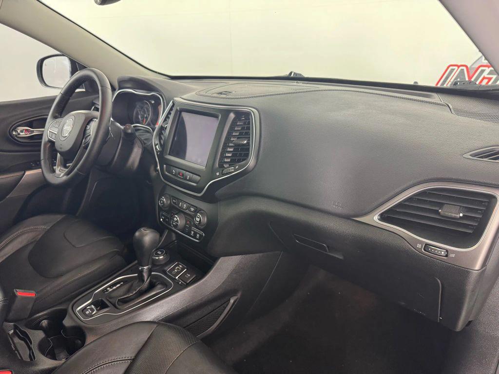 used 2021 Jeep Cherokee car, priced at $15,788