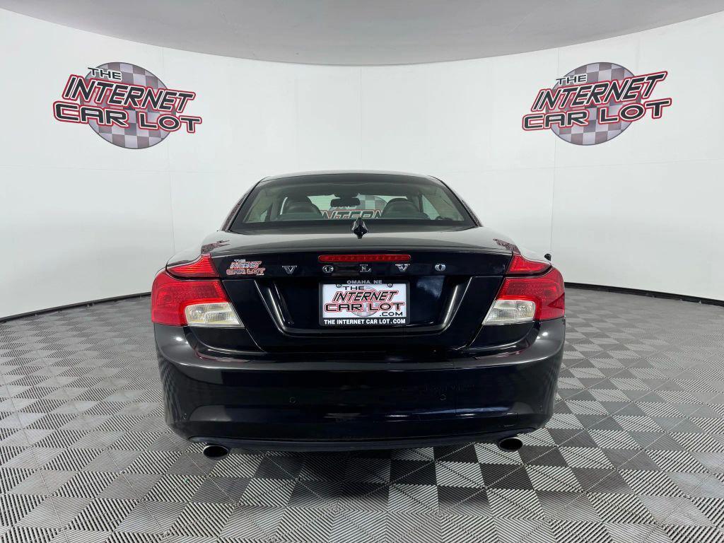 used 2013 Volvo C70 car, priced at $10,495