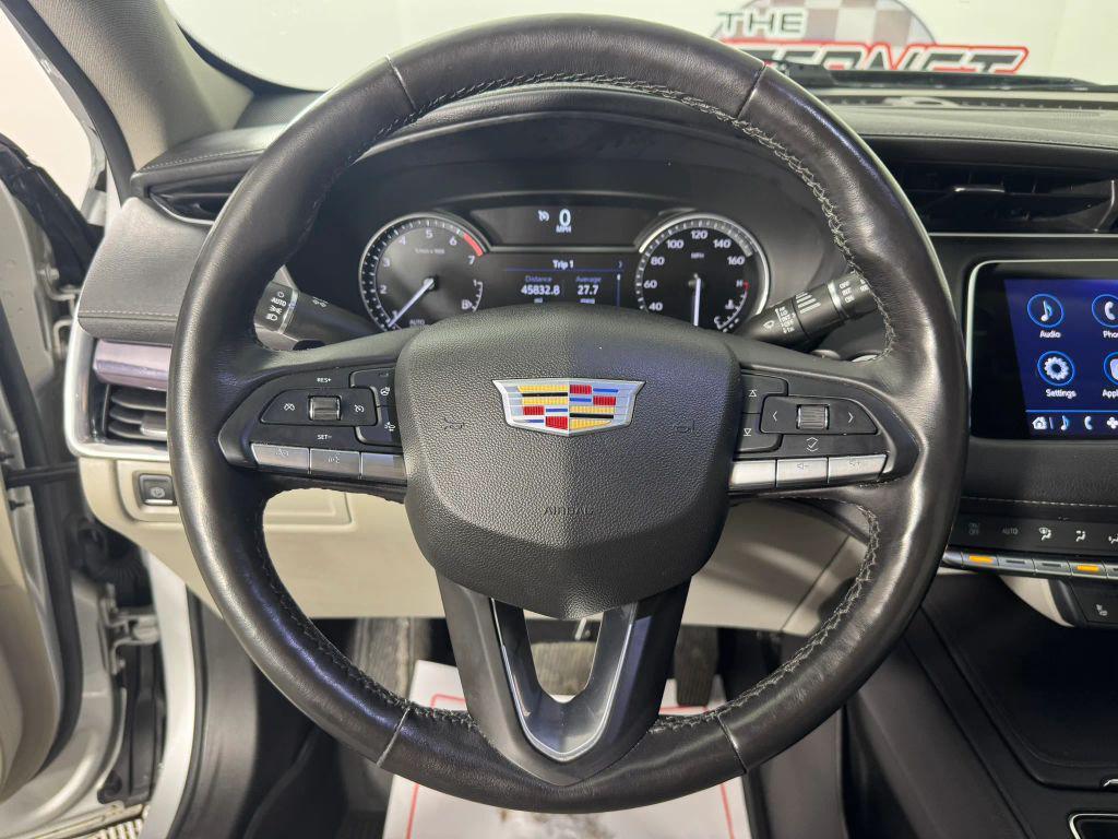 used 2021 Cadillac XT4 car, priced at $17,495