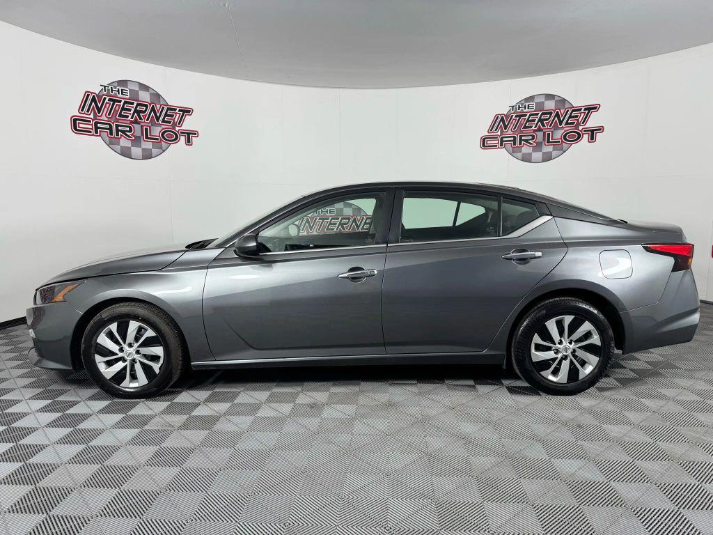 used 2022 Nissan Altima car, priced at $14,995