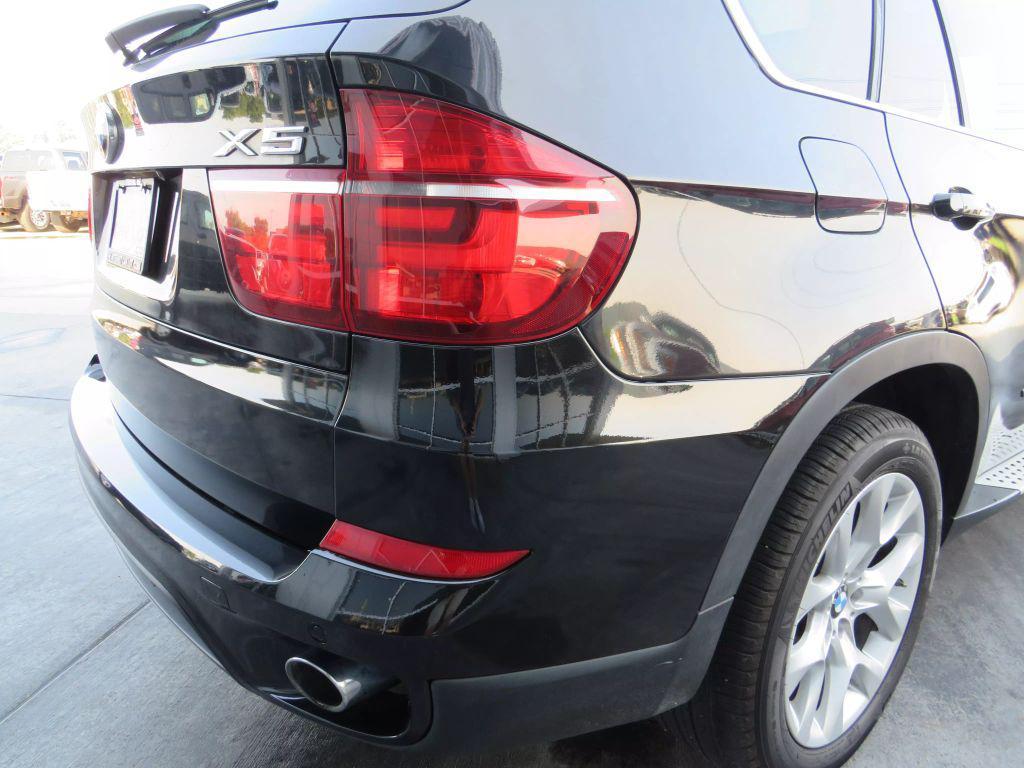 BMW X5 view 34