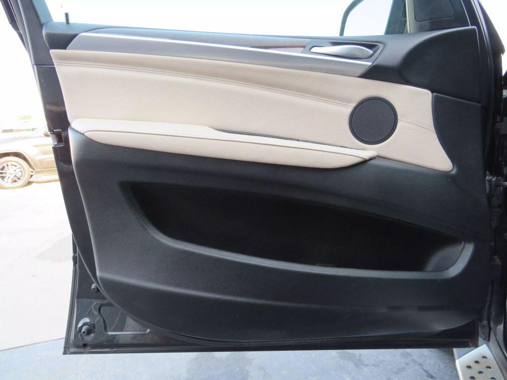 BMW X5 view 45