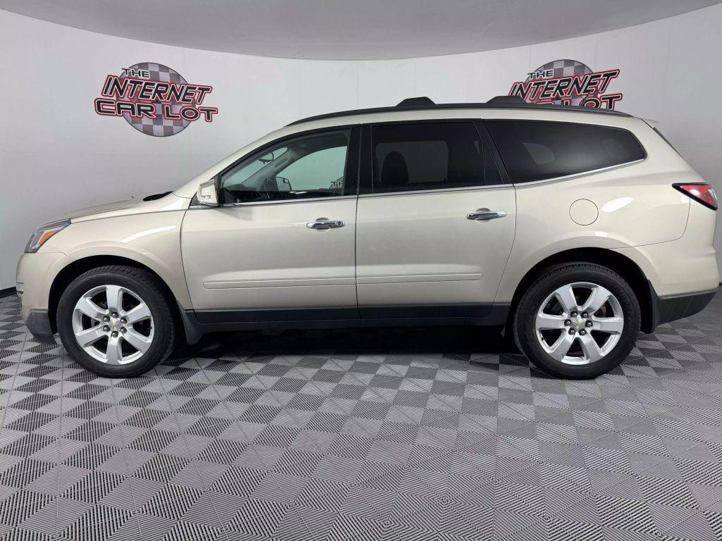 used 2016 Chevrolet Traverse car, priced at $10,496