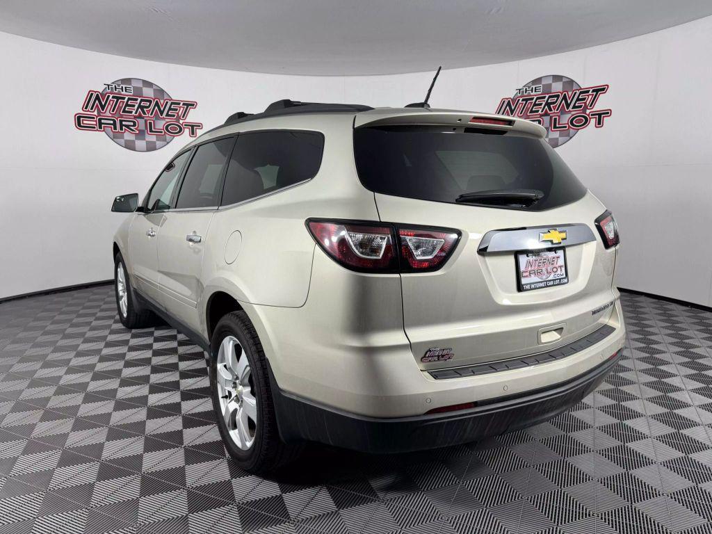 used 2016 Chevrolet Traverse car, priced at $10,496