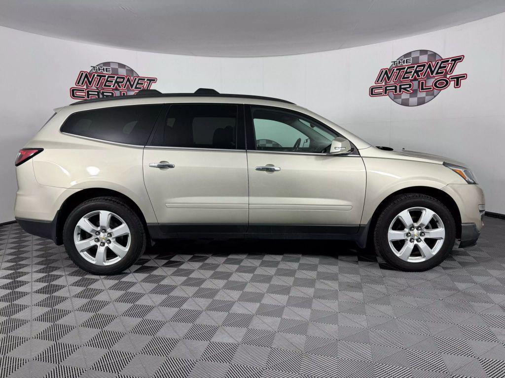 used 2016 Chevrolet Traverse car, priced at $10,496