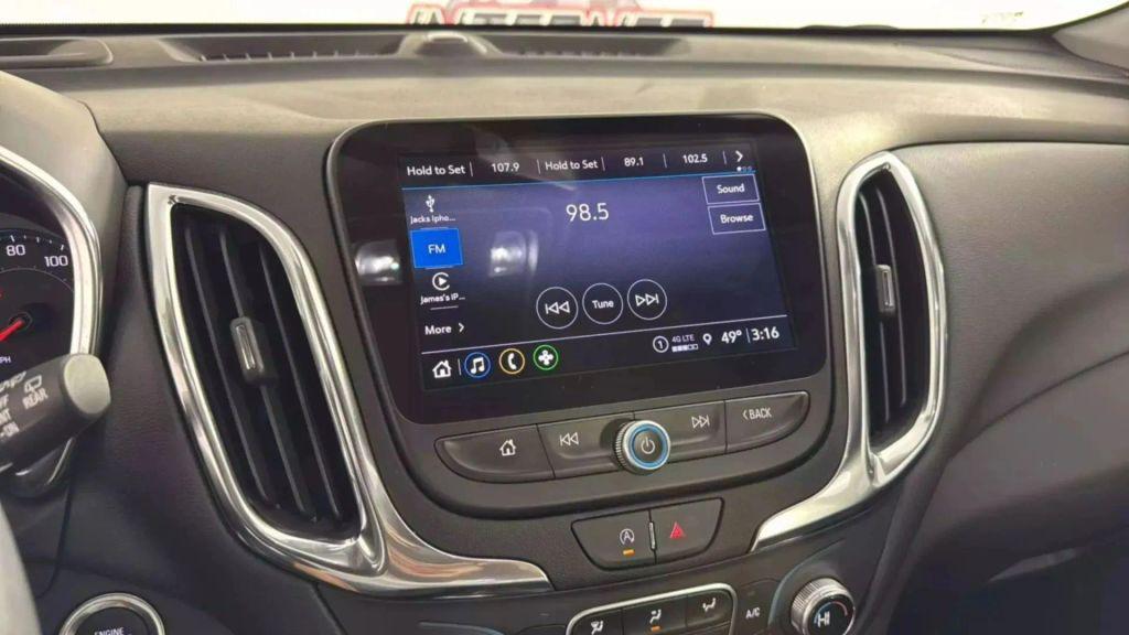 used 2024 Chevrolet Equinox car, priced at $19,495