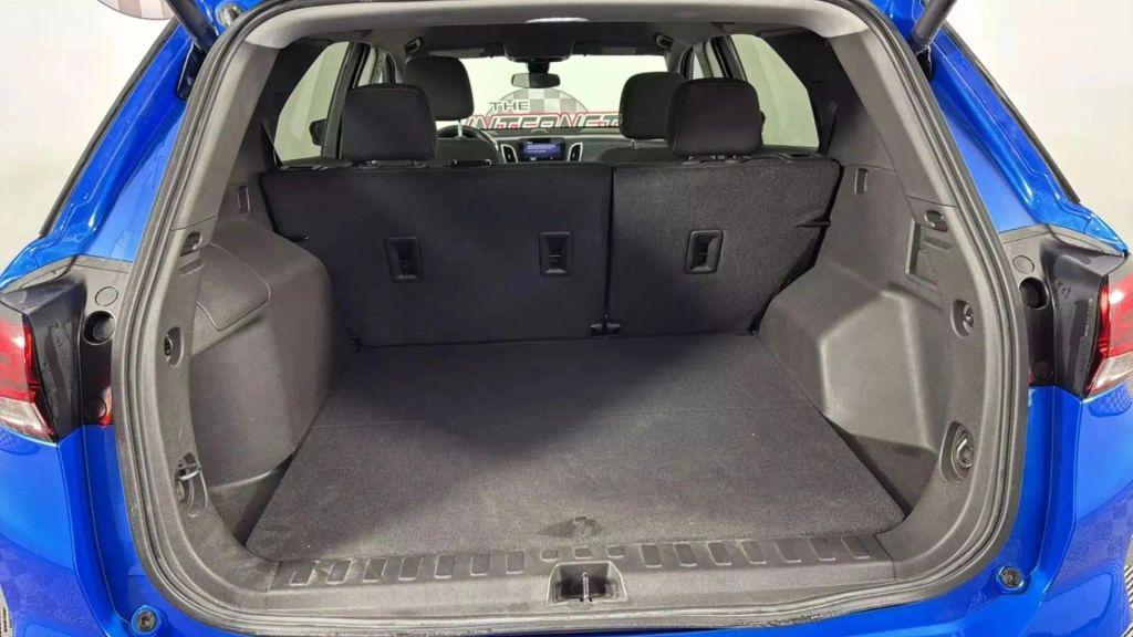 used 2024 Chevrolet Equinox car, priced at $19,495