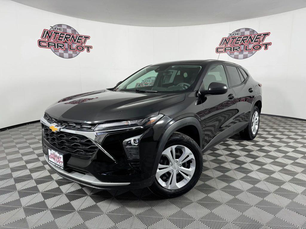 used 2024 Chevrolet Trax car, priced at $15,495