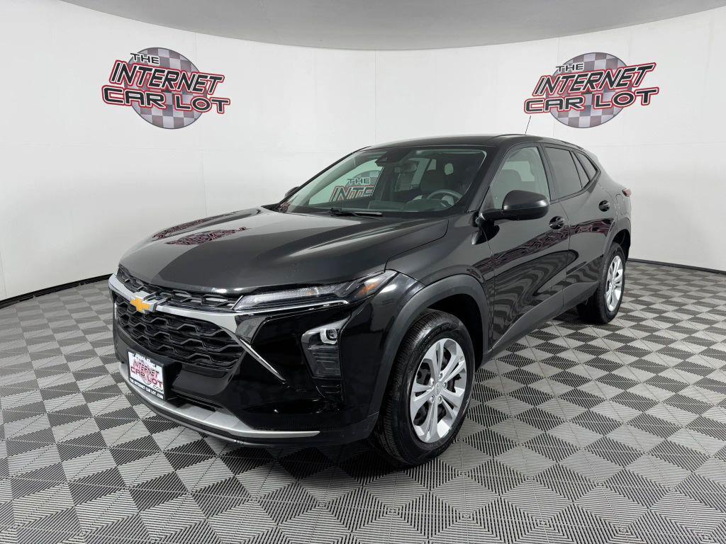 used 2024 Chevrolet Trax car, priced at $15,495