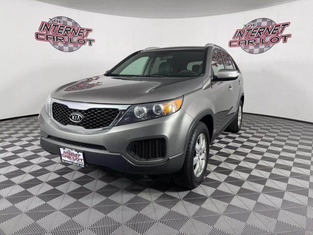 used 2013 Kia Sorento car, priced at $5,495