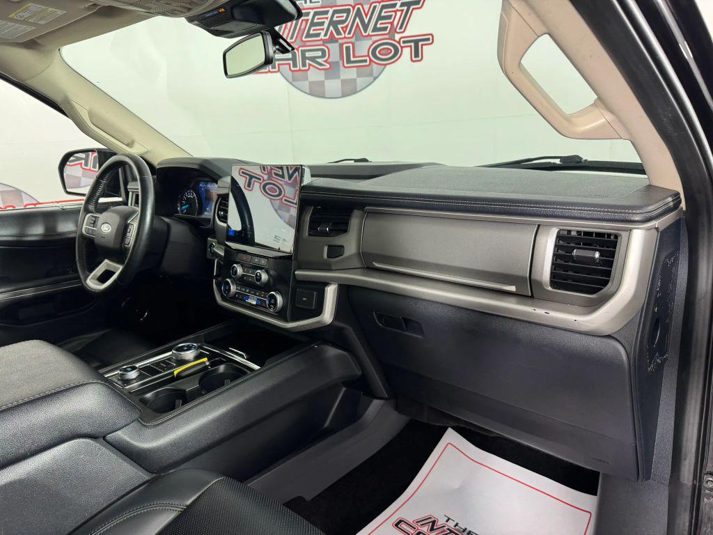 used 2022 Ford Expedition car, priced at $38,995