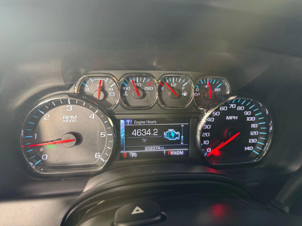 used 2015 Chevrolet Suburban car, priced at $9,995