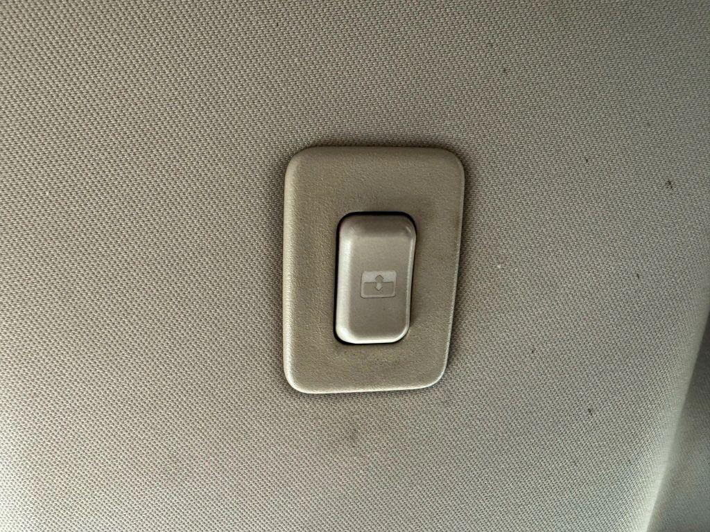 used 2008 Hummer H3 car, priced at $9,995