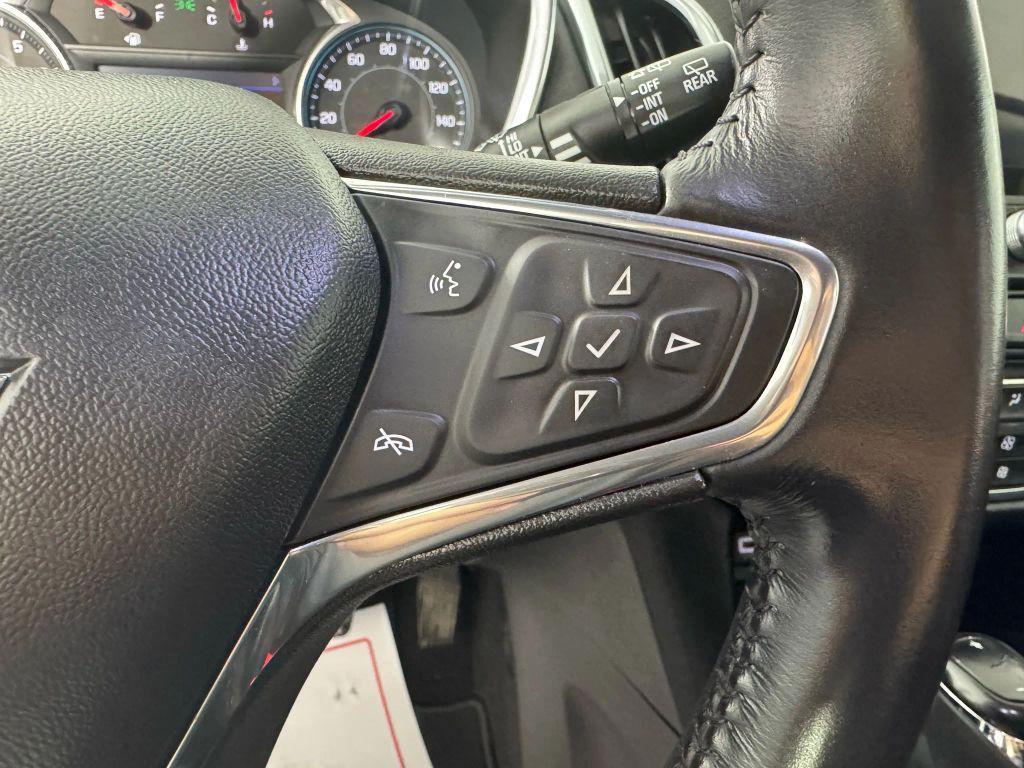 used 2020 Chevrolet Equinox car, priced at $11,495