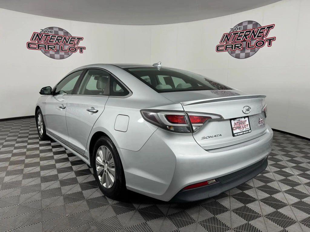 used 2016 Hyundai Sonata Hybrid car, priced at $12,495