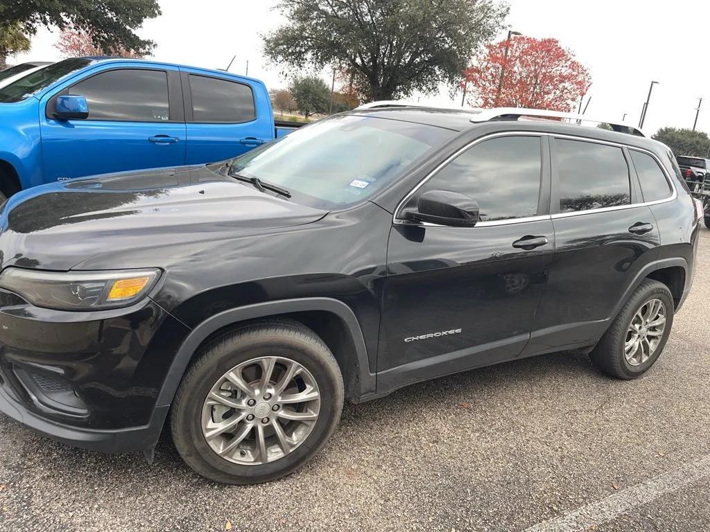 used 2021 Jeep Cherokee car, priced at $13,991