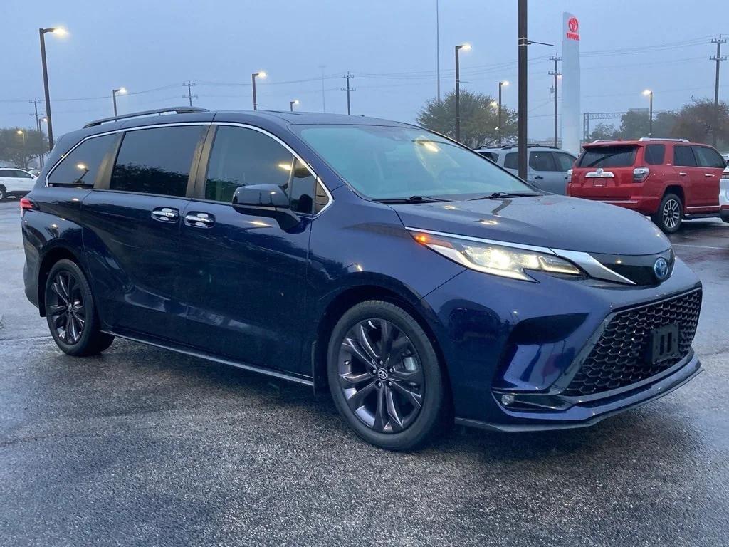 used 2022 Toyota Sienna car, priced at $40,961