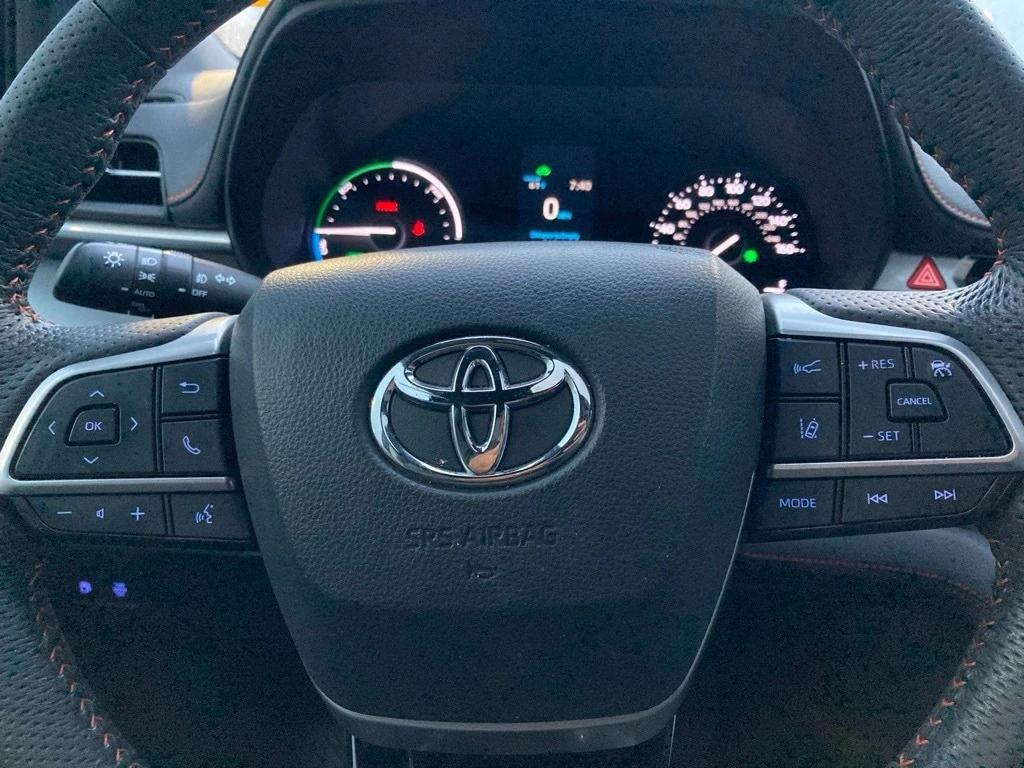 used 2022 Toyota Sienna car, priced at $40,961