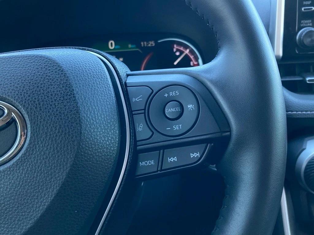 used 2020 Toyota RAV4 car, priced at $25,951