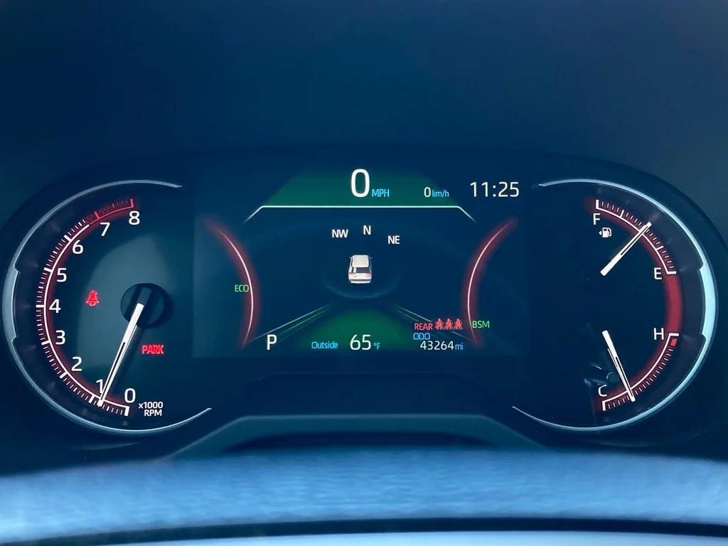 used 2020 Toyota RAV4 car, priced at $25,951