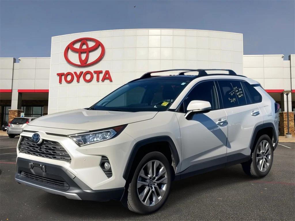 used 2020 Toyota RAV4 car, priced at $25,951