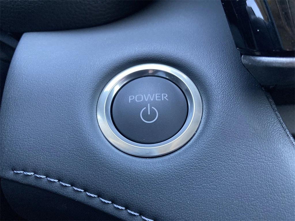 new 2026 Toyota Highlander Hybrid car, priced at $52,720