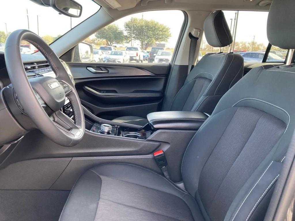 used 2023 Jeep Grand Cherokee car, priced at $22,481