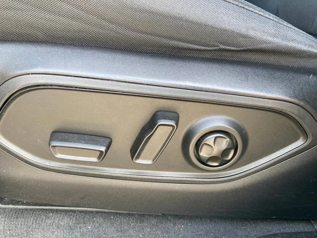 used 2023 Jeep Grand Cherokee car, priced at $22,481