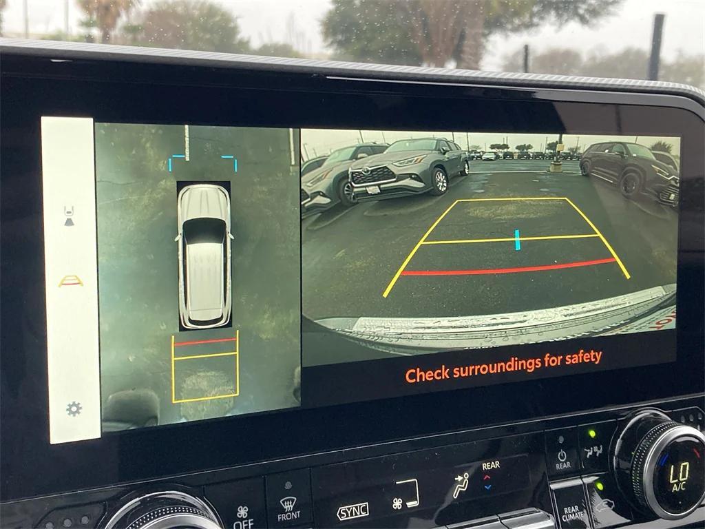 new 2026 Toyota Highlander Hybrid car, priced at $54,826