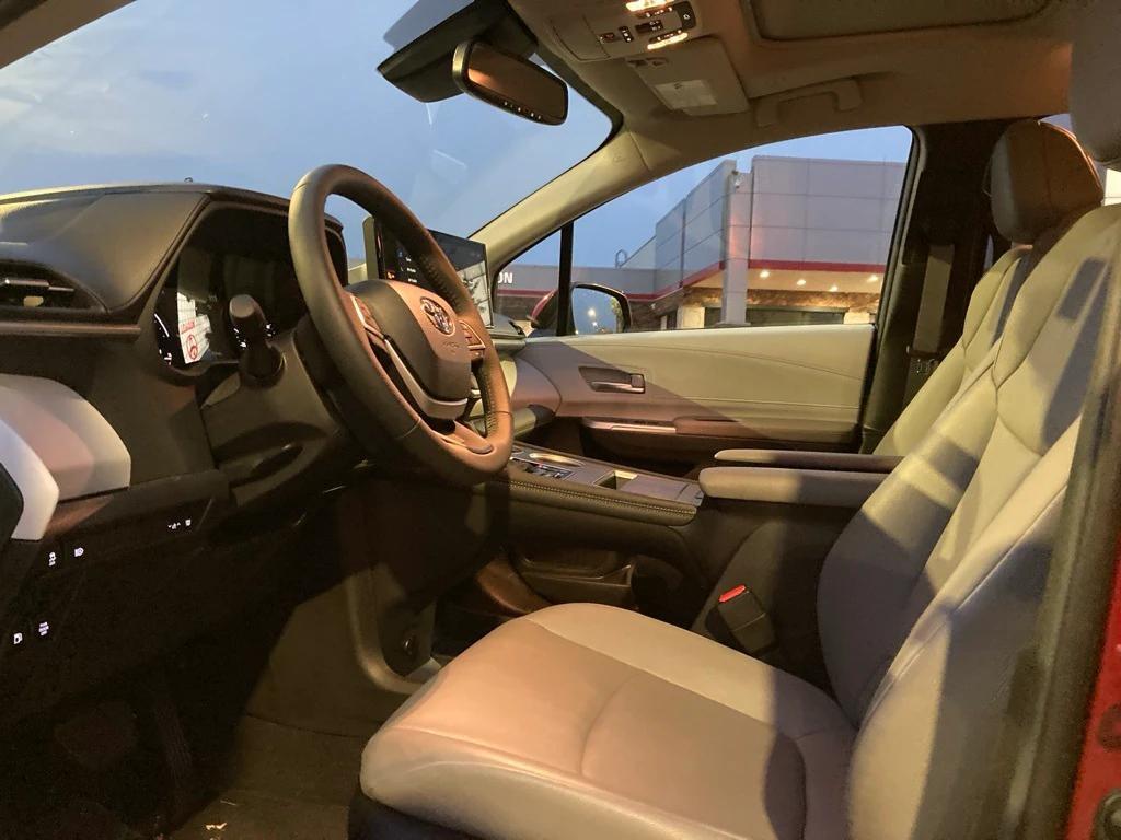 used 2025 Toyota Sienna car, priced at $44,991