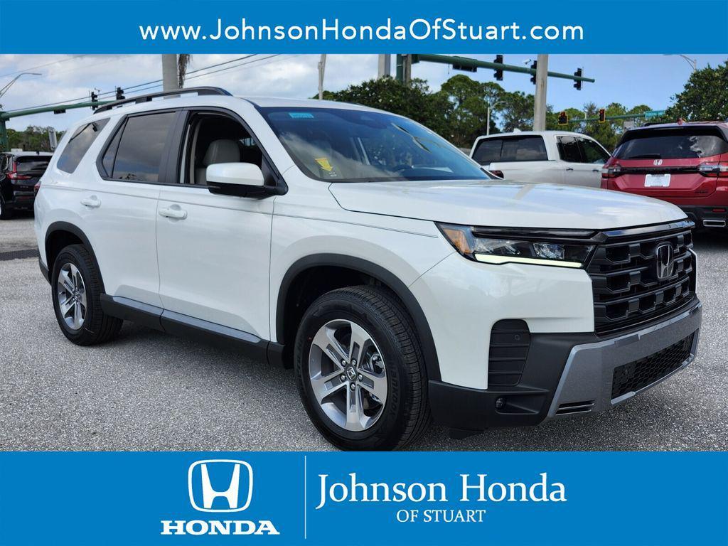 new 2026 Honda Pilot car, priced at $46,445