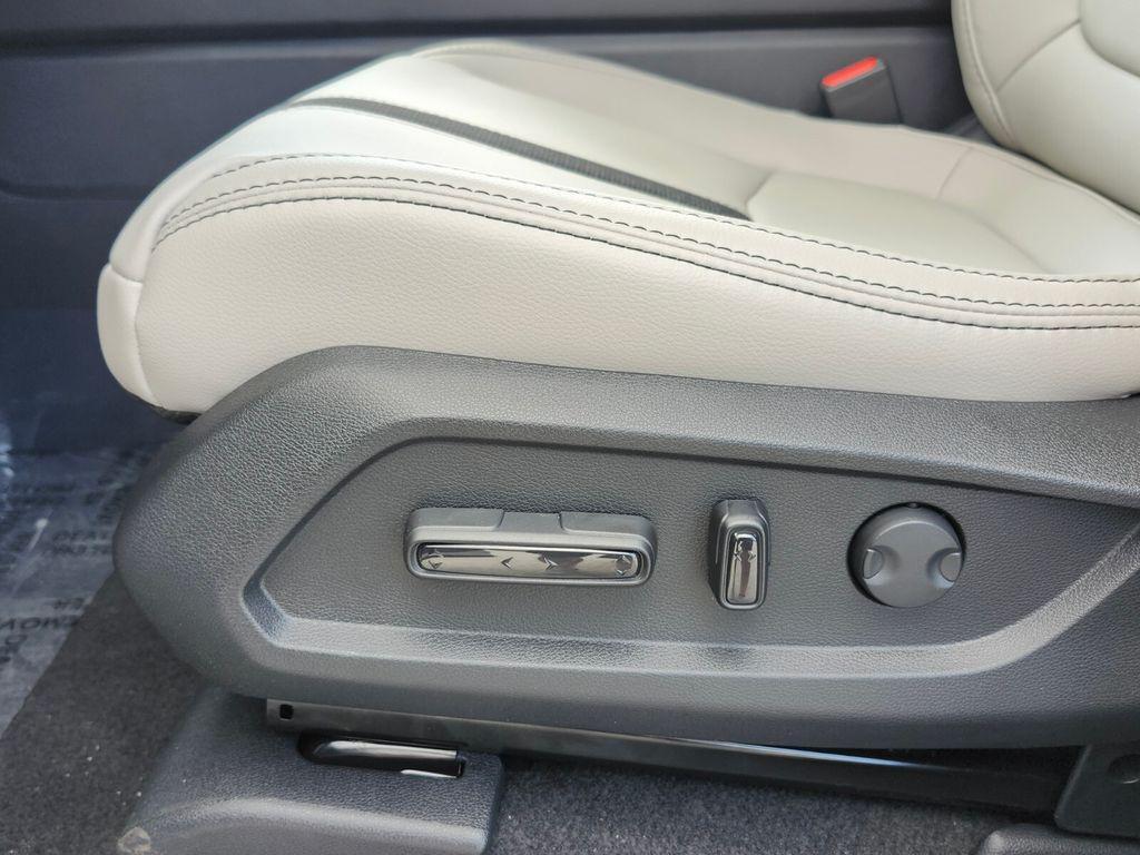 new 2026 Honda Pilot car, priced at $46,445