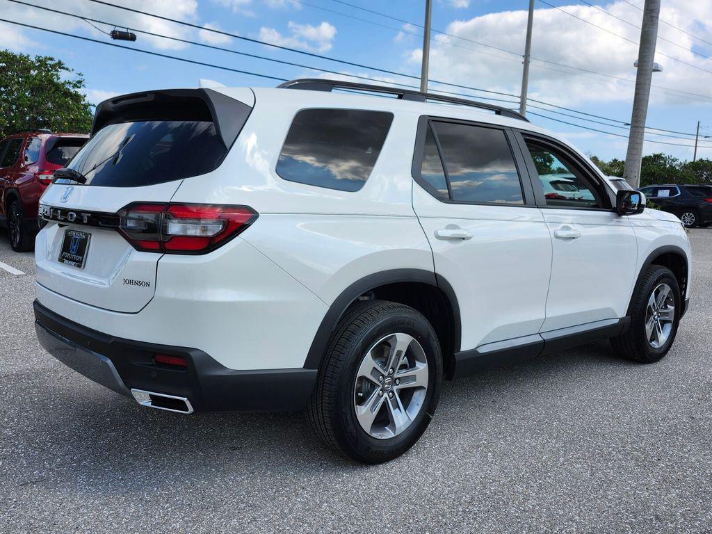 new 2026 Honda Pilot car, priced at $46,445