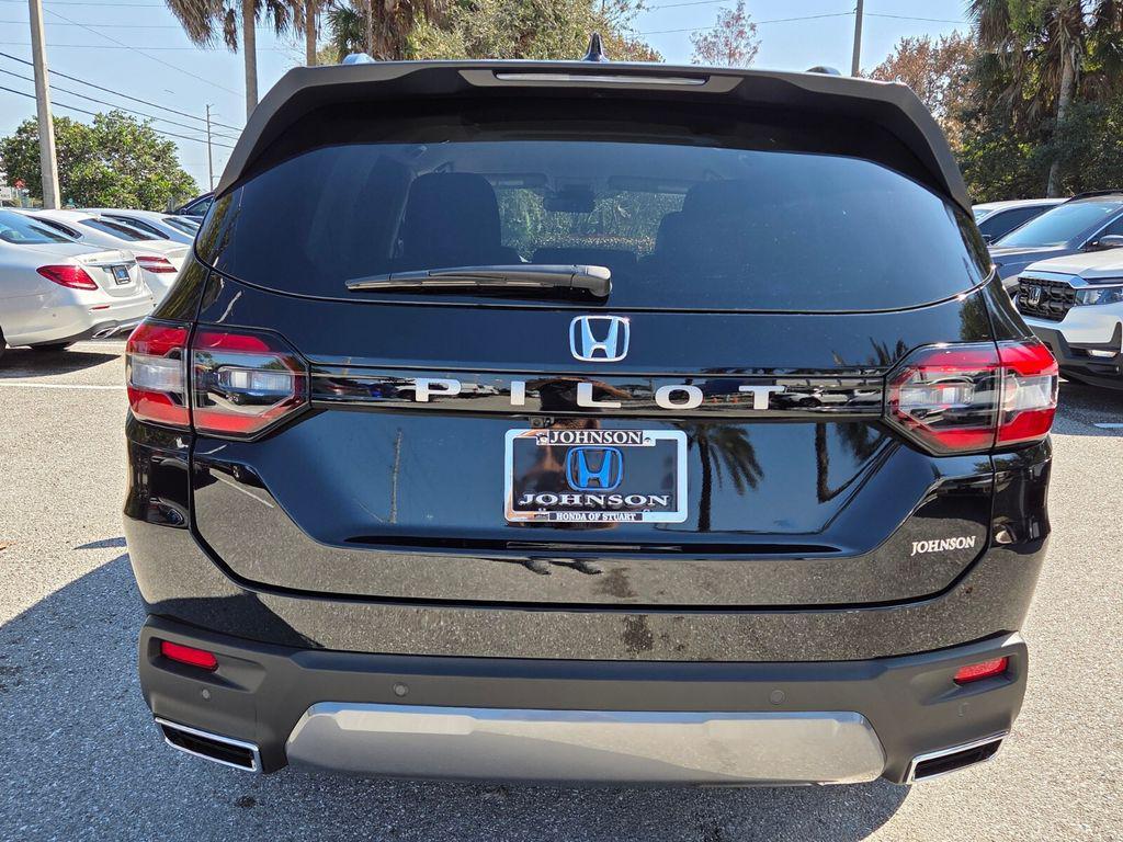 new 2026 Honda Pilot car, priced at $45,990