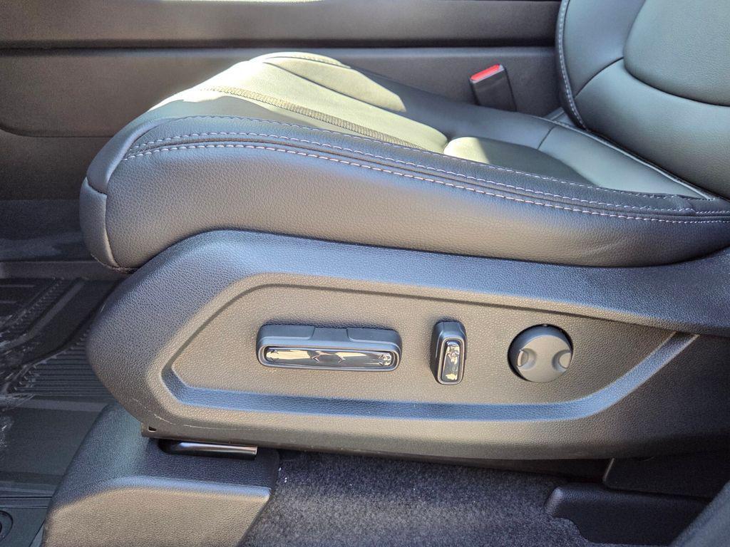 new 2026 Honda Pilot car, priced at $45,990