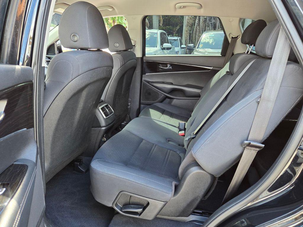 used 2019 Kia Sorento car, priced at $11,035