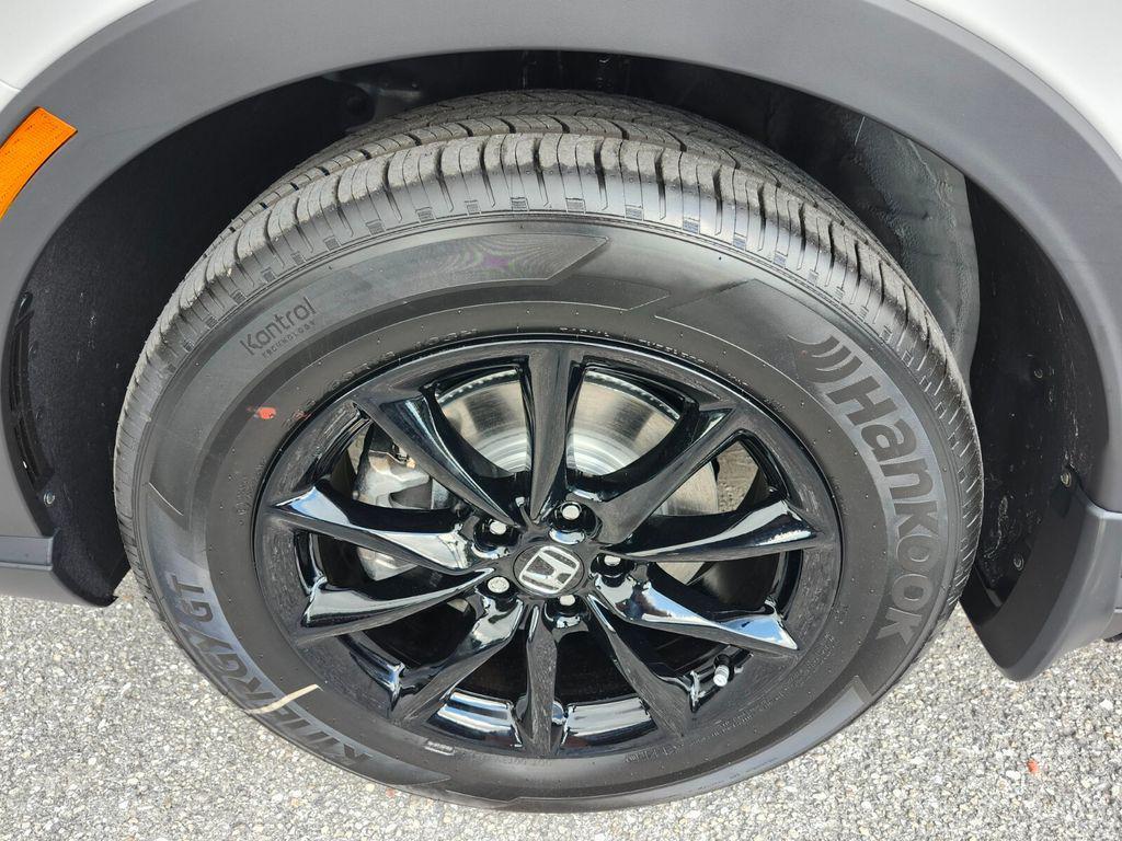 new 2026 Honda CR-V Hybrid car, priced at $40,630