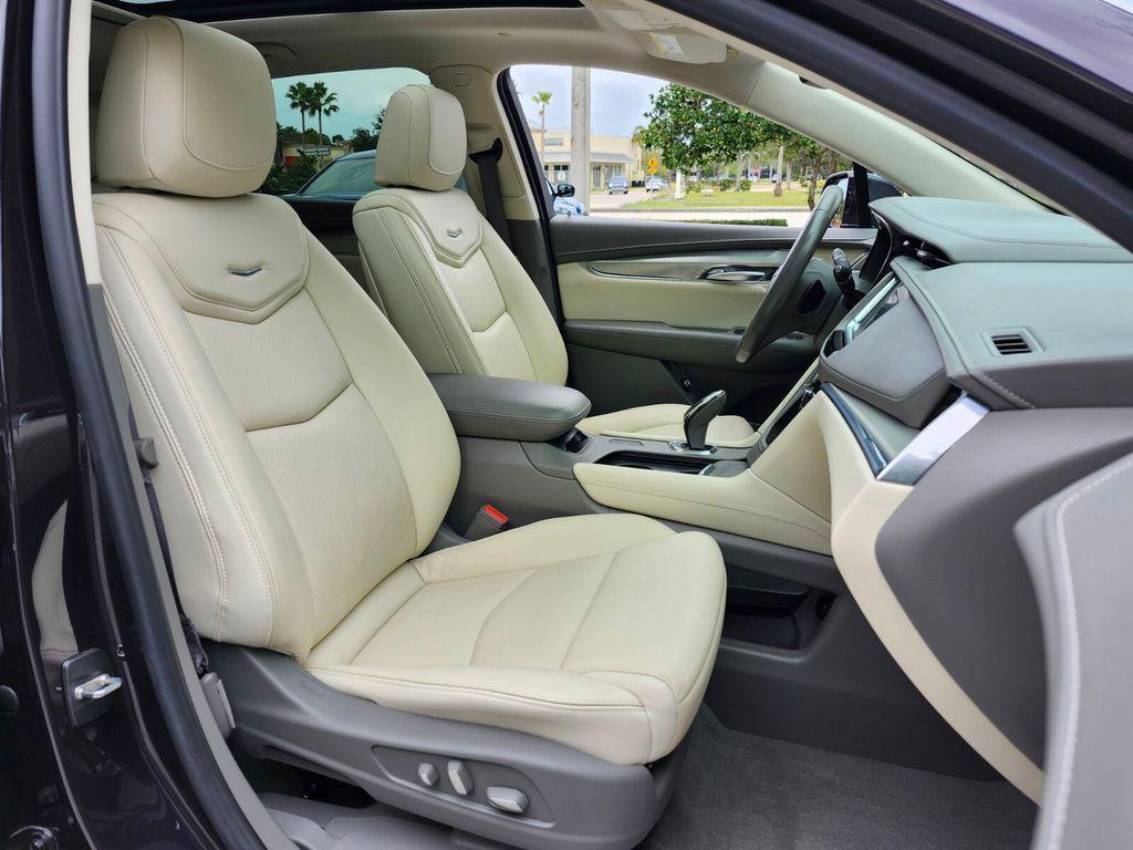 used 2018 Cadillac XT5 car, priced at $24,056