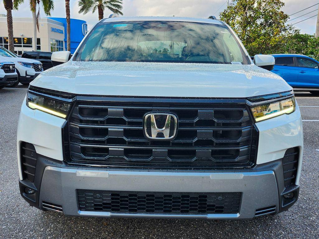 new 2026 Honda Pilot car, priced at $47,195