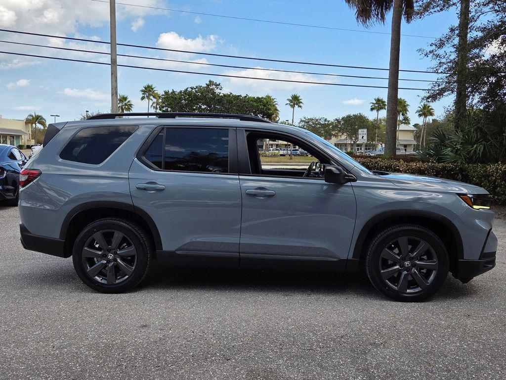used 2023 Honda Pilot car, priced at $33,157