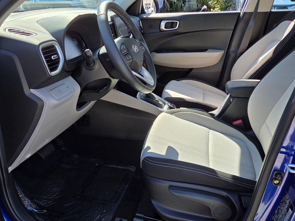 used 2025 Hyundai Venue car, priced at $18,721