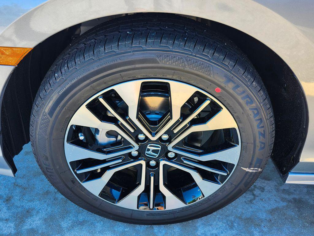 new 2026 Honda Odyssey car, priced at $55,434