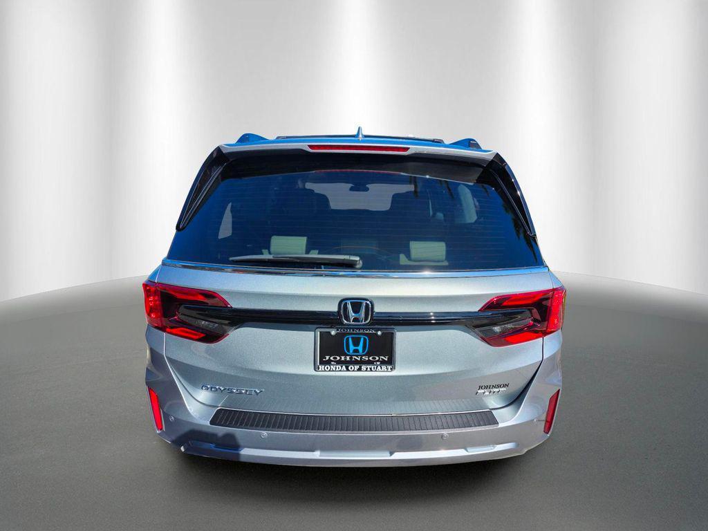 new 2026 Honda Odyssey car, priced at $55,434