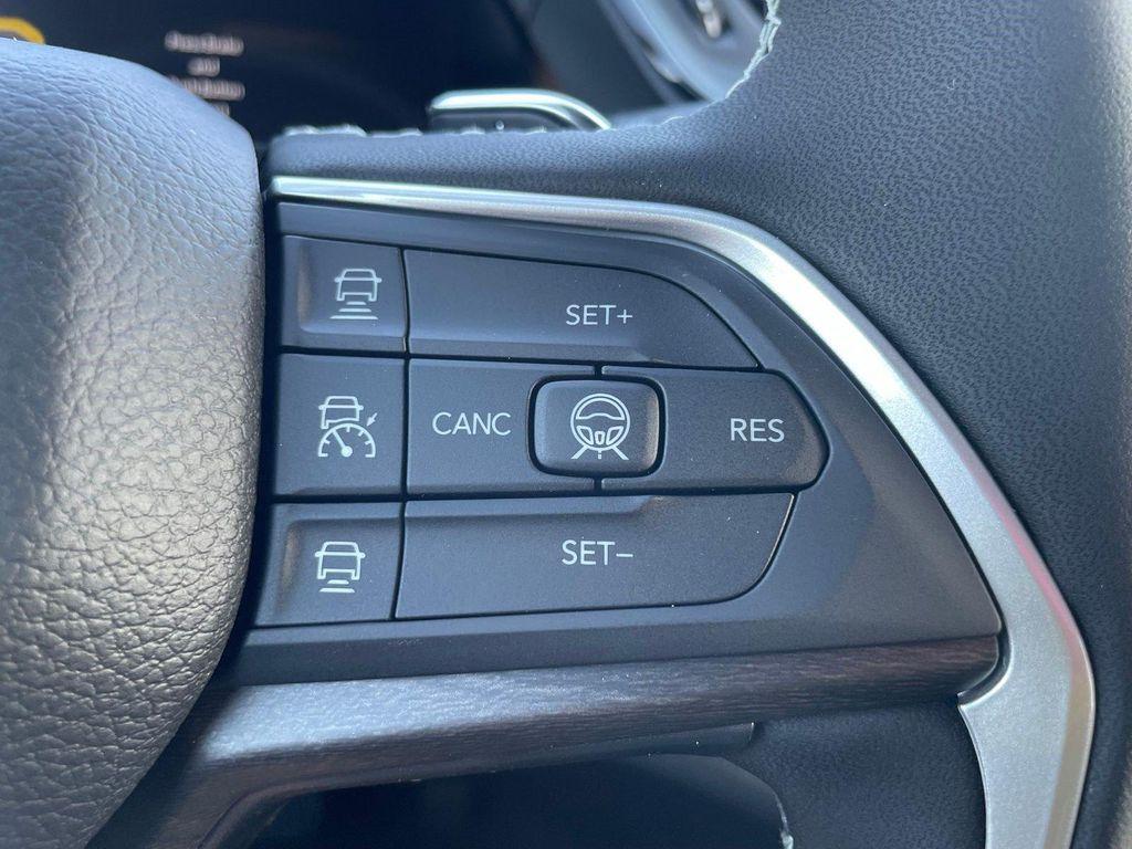 new 2026 Jeep Grand Cherokee L car, priced at $44,590