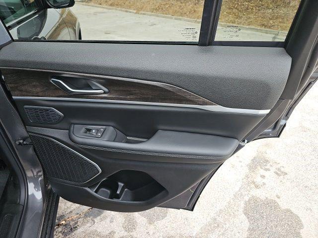 new 2026 Jeep Grand Cherokee car, priced at $43,255