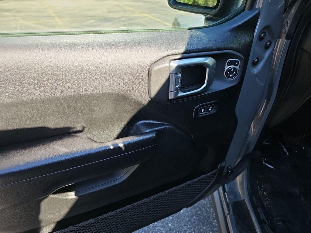 used 2020 Jeep Gladiator car, priced at $31,170