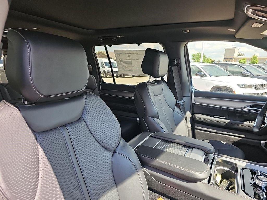 new 2026 Jeep Grand Wagoneer car, priced at $81,685